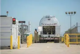  ?? MARIE D. DE JESUS/HOUSTON CHRONICLE ?? An explosion at an LNG terminal near Houston has markets rattled. Above, a worker prepares to fill up a tank April 2 in George West, Texas.