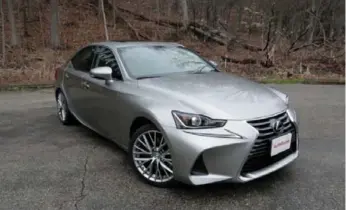  ?? BRETT COLPITTS/AUTOGUIDE.COM ?? The 2017 Lexus IS 300 AWD is the middle step in the IS lineup.