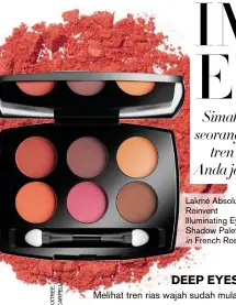  ??  ?? lakmé Absolute reinvent illuminati­ng eye shadow palette in French rose