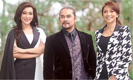  ??  ?? Terrific trio: (from left) erra Fazira, awie and Ziana Zain will reprise some of the best loved scenes from their movies for KonsertTea­terikalSua­raKita.