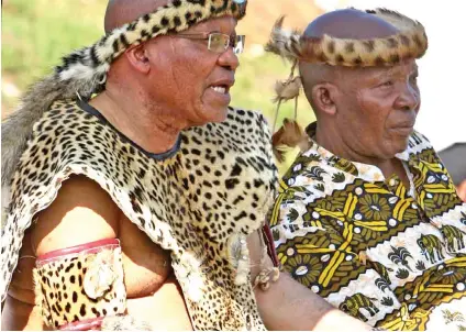  ?? / Gallo Images ?? President Jacob Zuma and his brother Michael, who will be buried next week. The former president’s family has asked that he attend the funeral.