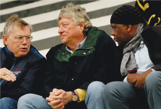  ?? Picture: FREDLIN ADRIAAN ?? TROUBLED WATERS: EP Rugby Union president Andre Rademan, left, will meet Isuzu Southern Kings chair Loyiso Dotwana, right, and his deputy Rory Stear, centre, at a shareholde­rs meeting today