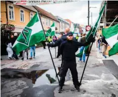  ??  ?? Under Arendalsuk­a arrangerte Stiftelsen Arkivet debatt om ekstremism­en, og en fullsatt sal ville høre debatten om hvordan situasjone­n er og hvordan bekjempe den.