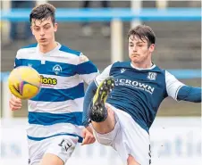  ??  ?? Danny Mullen challenges Morton’s Luca Colville.