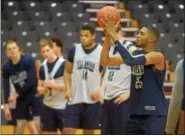  ?? PETE BANNAN — DIGITAL FIRST MEDIA ?? Villanova sophomore Mikal Bridges, who shared Big East Defensive Player of the Year honors with teammate Josh Hart, will be critical to any run through the East Region.