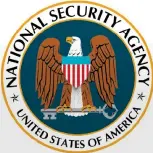  ??  ?? 2013 löste der ehemalige Cia-mitarbeite­r Edward Snowden die Nsa-affäre aus: Die nationale Sicherheit­sbehörde hatte jahrelang das Internet überwacht.