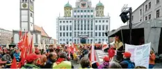  ?? Foto: Silvio Wyszengrad ?? Der Demonstrat­ionszug vom Gewerkscha­ftshaus am Katzenstad­el in die Innenstadt hat Tradition. In diesem Jahr muss er erneut ausfallen.