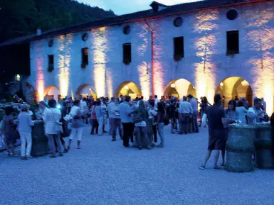  ??  ?? Il museo degli usi e costumi di Teodone, a Brunico, è considerat­o uno dei più bei musei a cielo aperto d’Europa