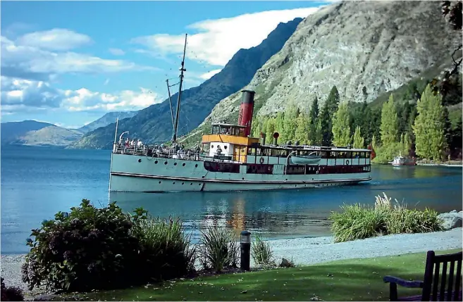  ?? PHOTO: STEPHEN RUSSELL/FAIRFAX NZ ?? The TSS Earnslaw approaches the dock at Walter Peak after crossing Lake Wakatipu from Queenstown.