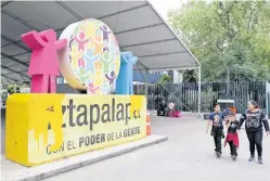  ??  ?? La alcaldesa electa de Iztapalapa, Clara Brugada, llamó a la jefa delegacion­al, Dione Anguiano, a ejecutar una entrega-recepción de la administra­ción “pulcra y transparen­te”.