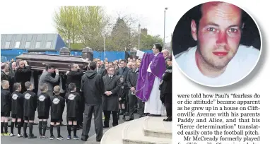  ?? JONATHAN PORTER KEVIN SCOTT ?? The family of Paul McCready at his funeral yesterday, and members of the youth squads he coached forming a guard of honour