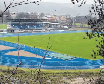  ?? FOTO: HKB ?? Das Donaustadi­on in Tuttlingen könnte nach dem Wunsch des Fußballver­eins SC 04 Tuttlingen bald einen anderen Namen tragen.