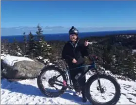  ?? Photo : Caroline Gobeil ?? Le fat bike permet à Caroline Gobeil de profiter, en hiver, des paysages fabuleux de la région de la Capitale.