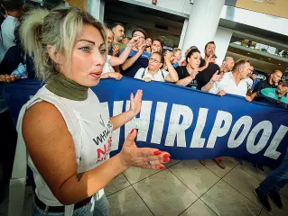  ??  ?? La protesta
Uno degli ultimi sit-in degli operai in strada