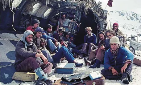  ?? | PHOTO : QUIM VIVES, NETFLIX ?? « Le cercle des neiges » raconte l’histoire des rescapés du crash des Andes en 1972.