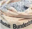  ?? FOTO: DPA ?? Auch die Deutsche Bundesbank soll ein gespaltene­s Verhältnis zum Euro haben.