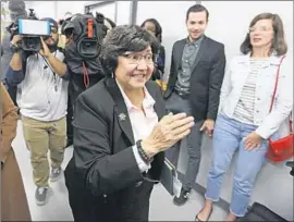 ?? Louis DeLuca Dallas Morning News ?? GUADALUPE “LUPE” VALDEZ was an unlikely winner as Dallas County sheriff in 2004. Democrats hope she can beat long odds again in the gubernator­ial race.