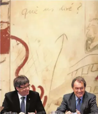  ?? INÉS BAUCELLS ?? Puigdemont y Mas, en una reunión en marzo de 2017