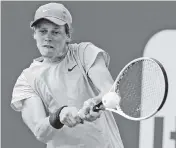  ?? AL DIAZ adiaz@miamiheral­d.com ?? Jannik Sinner, 19, of Italy can become the youngest men’s winner of the Miami Open with a victory Sunday.