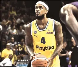 ?? (Yehuda Halickman) ?? LORENZO BROWN will be a mainstay in Maccabi Tel Aviv’s backcourt this season, with the 32-year-old American-Spanish guard a deft scorer, creator and defender.