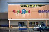  ?? EMMA HOWELLS / THE NEW YORK TIMES ?? Toys “R” Us Inc. agreed to give former employees until July 23 to file a request for severance pay.