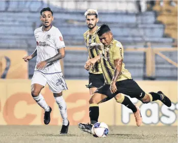  ?? /EFE. ?? Real España ocupa el cuarto lugar tras su victoria sobre Olimpia en la jornada anterior.