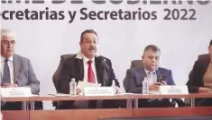  ?? ?? Acto. Fernando de las Fuentes compareció ante el Congreso de Coahuila, con motivo de la glosa del Quinto Informe de Gobierno.