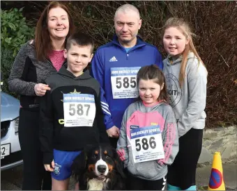  ??  ?? Sue, Alfie, Paul, Holly, Sinead and Elsa Barrett participat­ing in the 30th Charles O’Shea Cup Run in Beaufort on New Year’s Day.