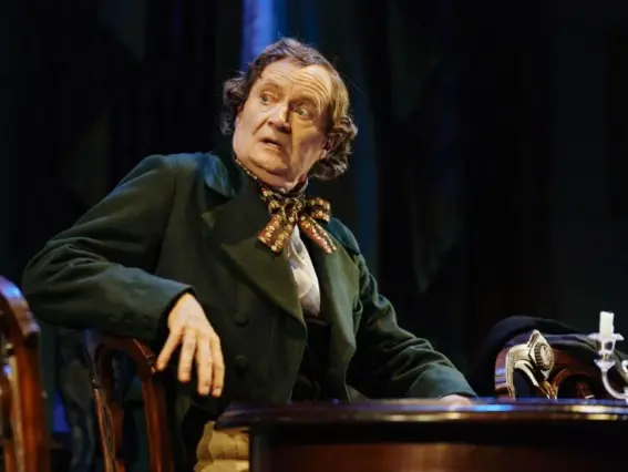  ?? (Manuel Harlan) ?? Jim Broadbent vividly portrays Hans Christian Andersen as an egocentric clod