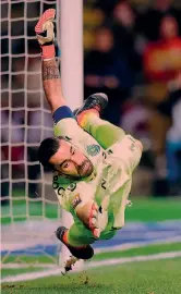  ?? AFP ?? RUI PATRICIO 30 anni Sporting Lisbona Alto 1,90, è una bandiera del club nel quale ha sempre giocato. E’ campione d’Europa con il Portogallo