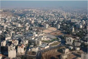  ?? (Reuters) ?? AN AERIAL view of the Palestinia­n Authority’s Mukata presidenti­al compound in Ramallah.