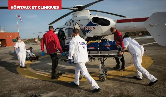  ??  ?? Héliporté. Un blessé est transféré par hélicoptèr­e au CHU de Toulouse (hôpital Purpan) par une équipe du Samu 31.