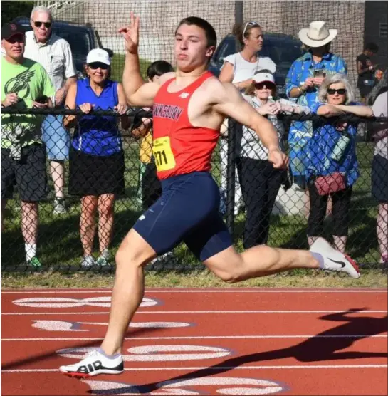  ?? STAFF PHOTO CHRIS CHRISTO — BOSTON HERALD ?? Tewksbury High’s Alex Arbogast approaches the finish line in winning the 200-meter run at last weekend’s Division 4state meet in Hingham. He’s set to compete at the Meet of Champions.