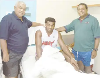  ?? Photo: Paulinii Ratulailai ?? Fijian Teachers Associatio­n president Gauna Halofaki, left, with Savenaca Rawaca and FTA treasurer Semi Velo at Suva Private Hospital yesterday.