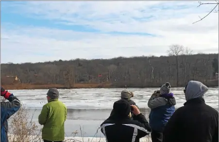  ?? FILE PHOTO ?? People at Schodack Island State Park a few years ago.