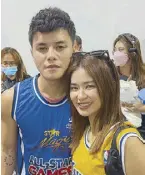  ?? ?? Ronnie Alonte and Loisa Andalio.