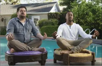  ?? THE ASSOCIATED PRESS ?? Bobby Moynihan, left, and Jaleel White in a scene from “Me, Myself & I,” premièring Monday on CBS.