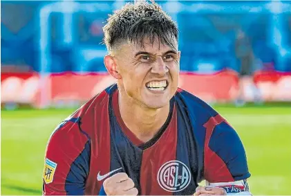  ?? ?? Gol. El club griego ofreció 4.500.000 euros por Bareiro, una suma superior en un millón a la cláusula de salida.