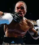  ?? KEVIN QUIGLEY ?? Rocked: Yarde takes a huge hit