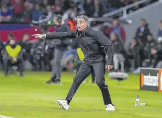  ?? // VALENTÍ ENRICH ?? Luis Enrique ya piensa en el duelo ante el Dortmund en semifinale­s