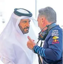  ?? ?? Mohammed Ben Sulayem platica con Christian Horner, durante el Gran Premio anterior.