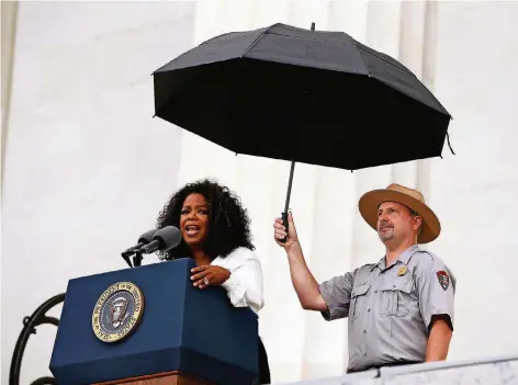  ?? FOTO: REUTERS ?? Im August 2013: Oprah Winfrey spricht anlässlich des 50. Jahrestage­s des „Marschs auf Washington“in der US-Hauptstadt.