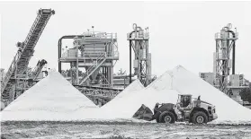  ?? Michael Ciaglo / Staff photograph­er ?? The rush to build sand mines as the oil industry rebounded has created a glut of sand, even as demand has skyrockete­d this year. This mine is in Caldwell.