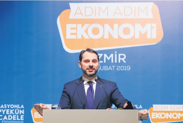  ??  ?? Treasury and Finance Minister Berat Albayrak addresses businesspe­ople at a provincial meeting in the Aegean city of İzmir, Feb. 15, 2019.