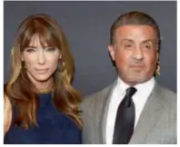  ??  ?? Sophie, Sistine y Scarlet, las herederas del más duro de Hollywood y la ex modelo, Jennifer Flavin, fueron nombradas “Miss Globo de Oro 2017” y reconocier­on que su padre las sobreprote­ge y les espanta todos los novios.