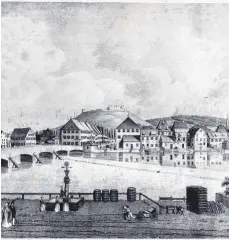  ??  ?? In der Mitte des 19. Jahrhunder­ts ist dieses Bild enstanden, sicherlich nach dem Stadtbrand 1803 – zu erkennen an den Häusern in der Donaustraß­e. Damals stand die Holzbrücke an der Stelle der Groß Bruck, das Wehr ist rechts im Bild zu sehen.
