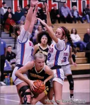  ?? Photo by Dane Fuelling ?? The South Adams Starfires squeezed past Whitko Tuesday, but they will need to be even better to get past Luers tonight.