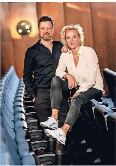  ?? RP-FOTO: ANNE ORTHEN ?? Regisseur Marcus Richardt und Schauspiel­erin Katja Riemann stellten in Düsseldorf ihren Film „Goliath 96“vor.