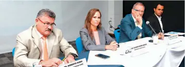  ??  ?? Exigencias. Roberto Rubio, Claudia Umaña, J. Ángel Quirós y Wílson Sandoval pidieron transparen­cia en elección de funcionari­os y de comicios electorale­s.