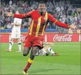  ??  ?? Gyan, jugador de Ghana.